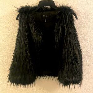 Jessica Simpson Faux Fur Vest Big Girl size large (12-14)